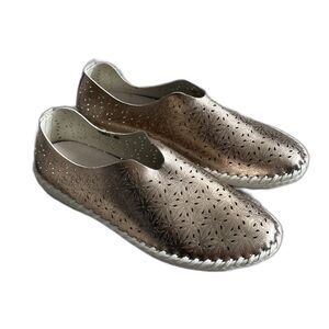Bernie Mev Shoes Womens 40 US 9 TW83 Slip-On Rose Gold Perforated Leather